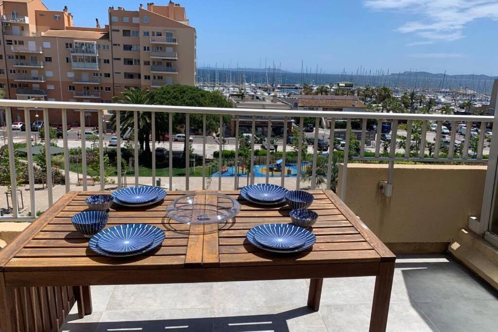 L'Effet Mer, Duplex Sur Le Port Avec Ses 2 Terrasses Vue Mer Hyères Dış mekan fotoğraf